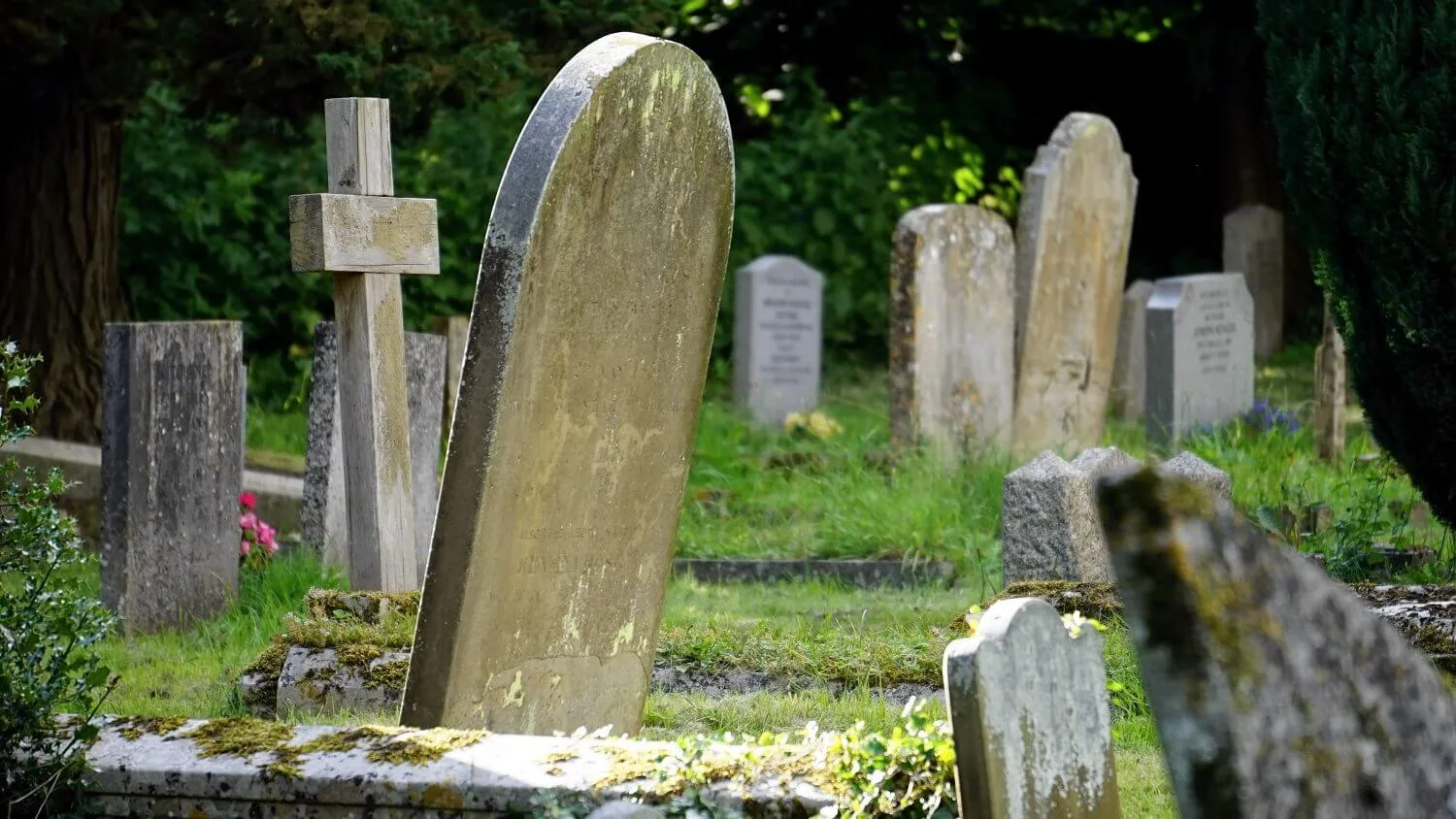 The online tribute/memorial page is the headstone of the future.