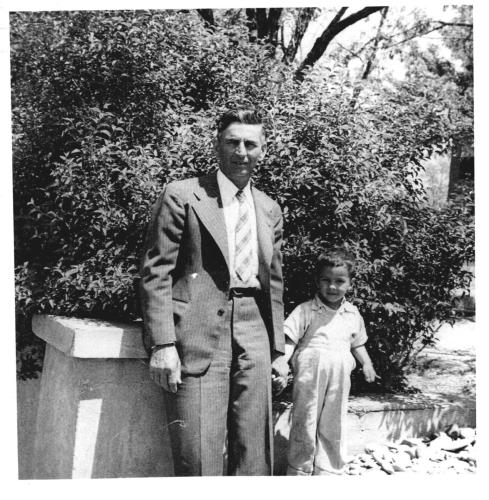 zaidfandey-and-joezaid-may1947 53427297491 o-Large